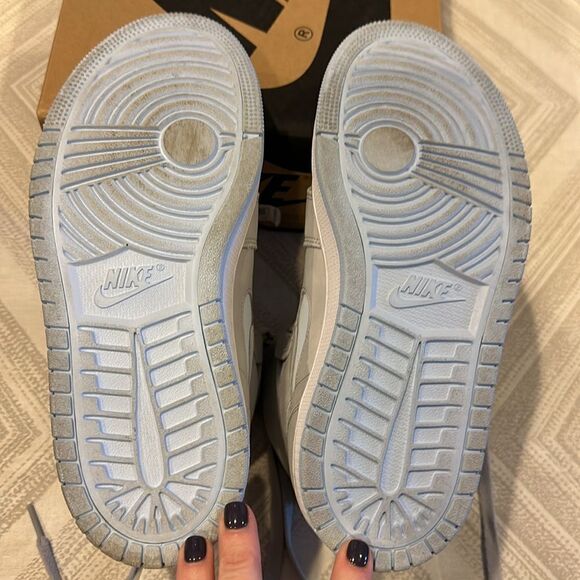 Nike Air Jordan Women’s 1 High Zoom Air CMFT Grey & Light Blue Sneakers. - 7.5 - Picture 8 of 9